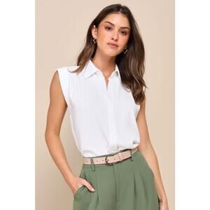 Lulus Chic Candidate White Collared Sleeveless Button-Up Top, Sz M